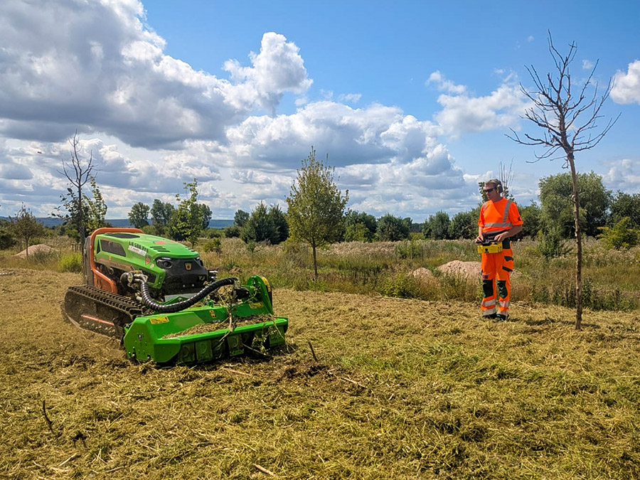 Landschaftspflege und Grünanlagenpflege in Erfurt und Thüringen - Universal-Gebäudedienste Thomas Greth