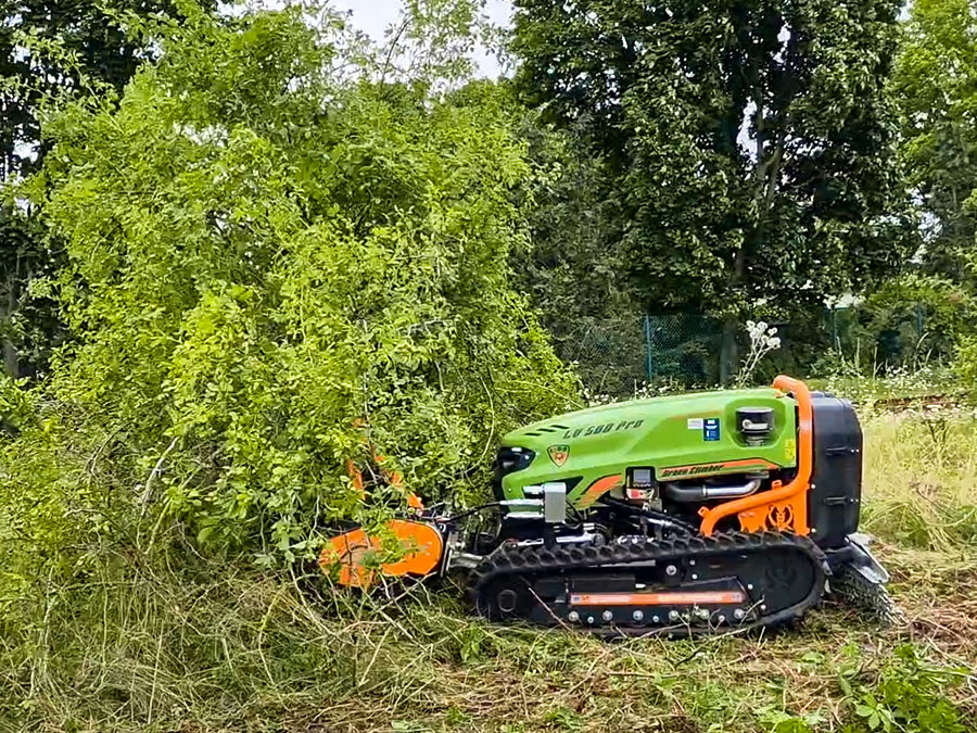 Landschaftspflege und Grünanlagenpflege in Erfurt und Thüringen - Universal-Gebäudedienste Thomas Greth
